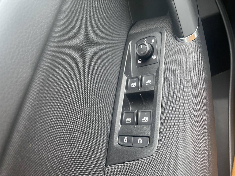 Acheter Volkswagen Touran Touran 2.0 TDI 150 DSG7 7pl VW Edition 5p neuf dans les concessions du Groupe Faurie