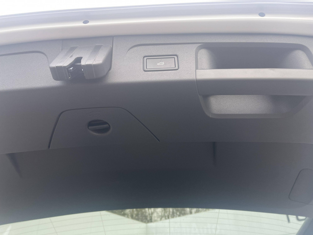 Acheter Volkswagen Touran Touran 2.0 TDI 150 DSG7 7pl VW Edition 5p neuf dans les concessions du Groupe Faurie