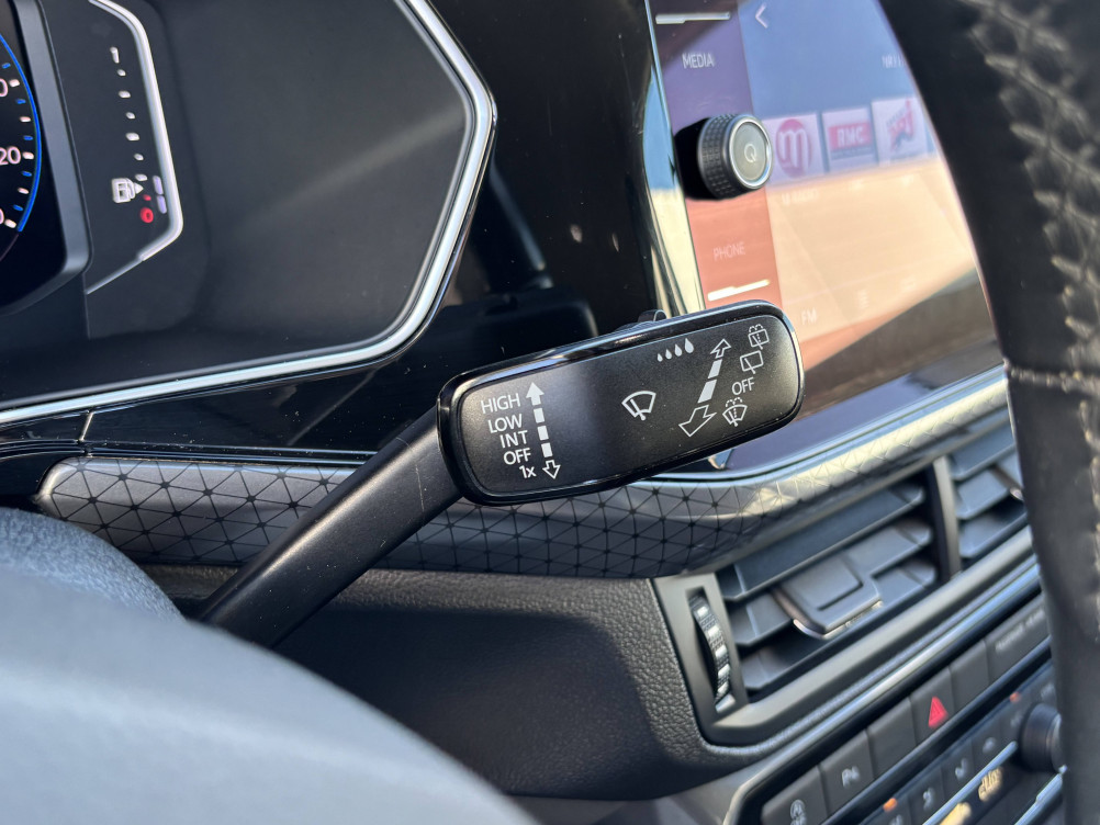 Acheter Volkswagen T-Cross T-Cross 1.6 TDI 95 Start/Stop DSG7 Carat 5p occasion dans les concessions du Groupe Faurie