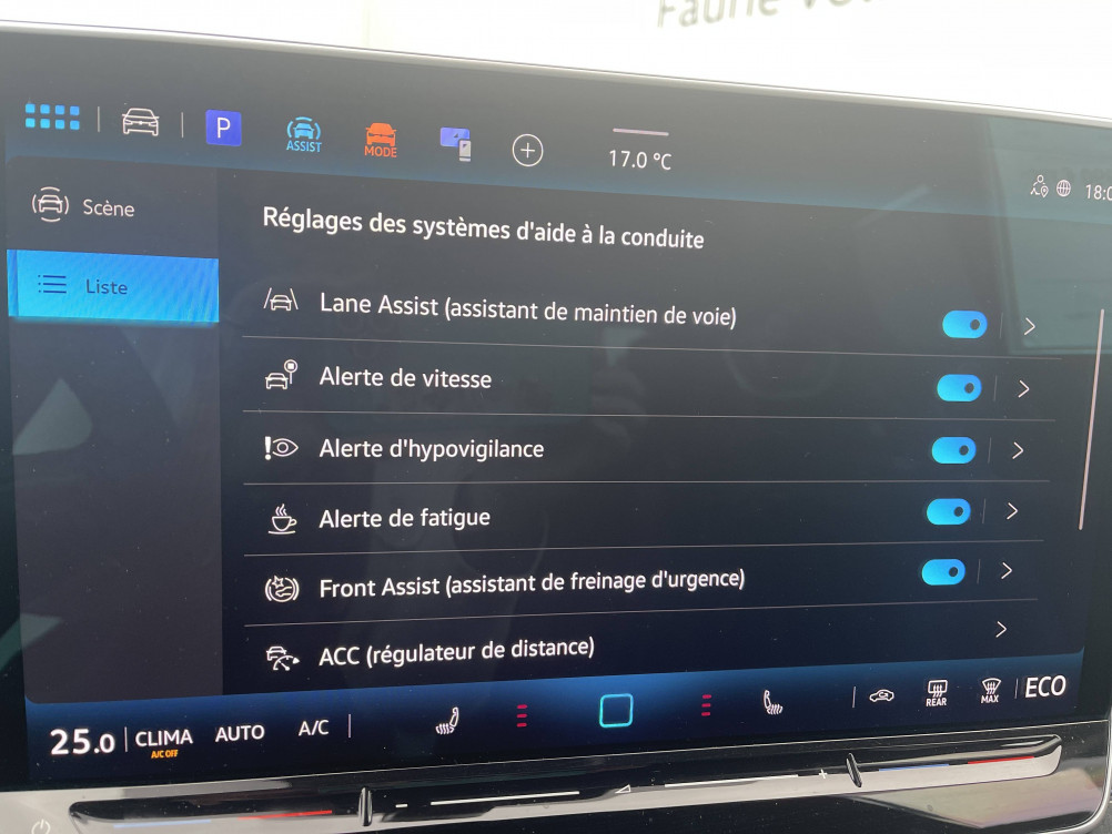 Acheter Volkswagen Tayron Tayron 1.5 eHybrid 204ch DSG6 5pl R-Line Edition 5p neuf dans les concessions du Groupe Faurie