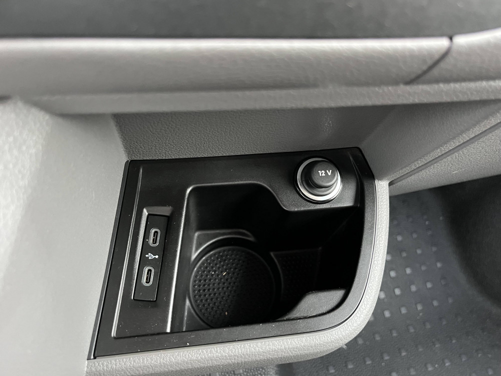 Acheter Volkswagen Transporter Fourgon T6 TRANSPORTER 6.1 VAN L1H1 2.0 TDI 198 DSG7 BUSINESS LINE 4p occasion dans les concessions du Groupe Faurie