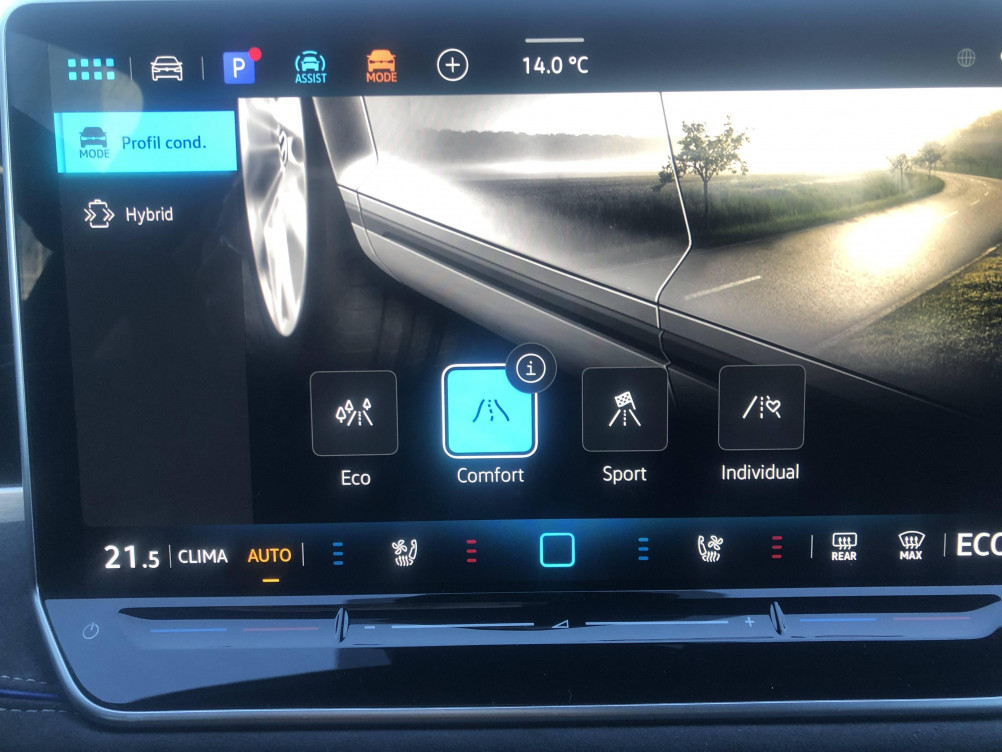 Acheter Volkswagen Passat Passat 1.5 eHybrid 272 DSG6 R-Line 5p neuf dans les concessions du Groupe Faurie