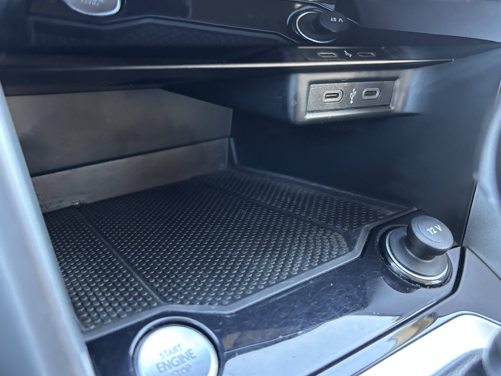 Acheter Volkswagen T-Roc T-Roc 2.0 TDI 150 Start/Stop DSG7 Life Business 5p occasion dans les concessions du Groupe Faurie