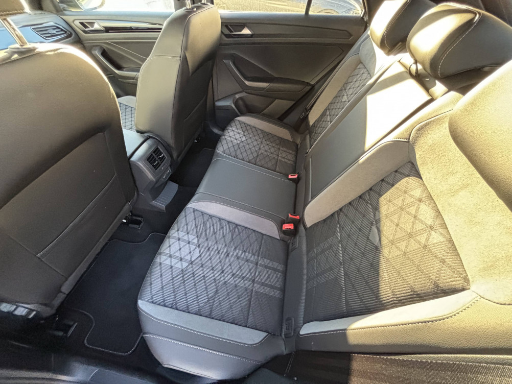 Acheter Volkswagen T-Roc T-Roc 1.5 TSI EVO 150 Start/Stop DSG7 R-Line 5p occasion dans les concessions du Groupe Faurie