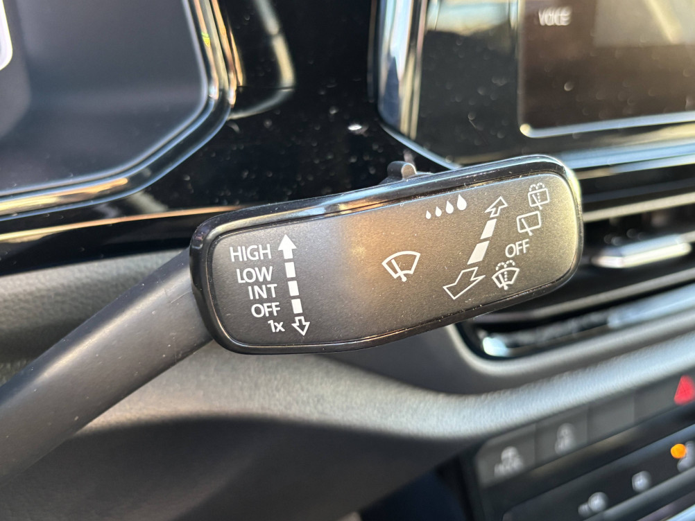 Acheter Volkswagen T-Roc T-Roc 1.5 TSI EVO 150 Start/Stop DSG7 R-Line 5p occasion dans les concessions du Groupe Faurie