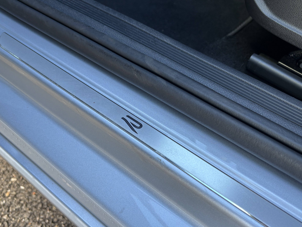 Acheter Volkswagen Taigo Taigo 1.0 TSI 110 DSG7 R-Line 5p occasion dans les concessions du Groupe Faurie