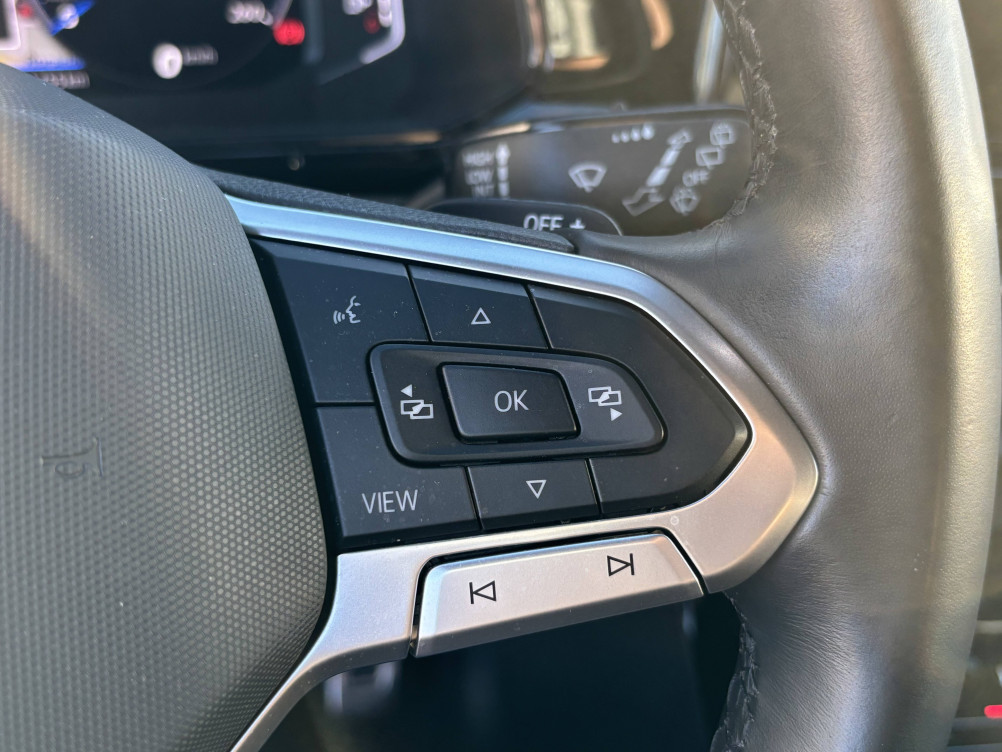 Acheter Volkswagen T-Roc T-Roc 1.5 TSI EVO 150 Start/Stop DSG7 R-Line 5p occasion dans les concessions du Groupe Faurie