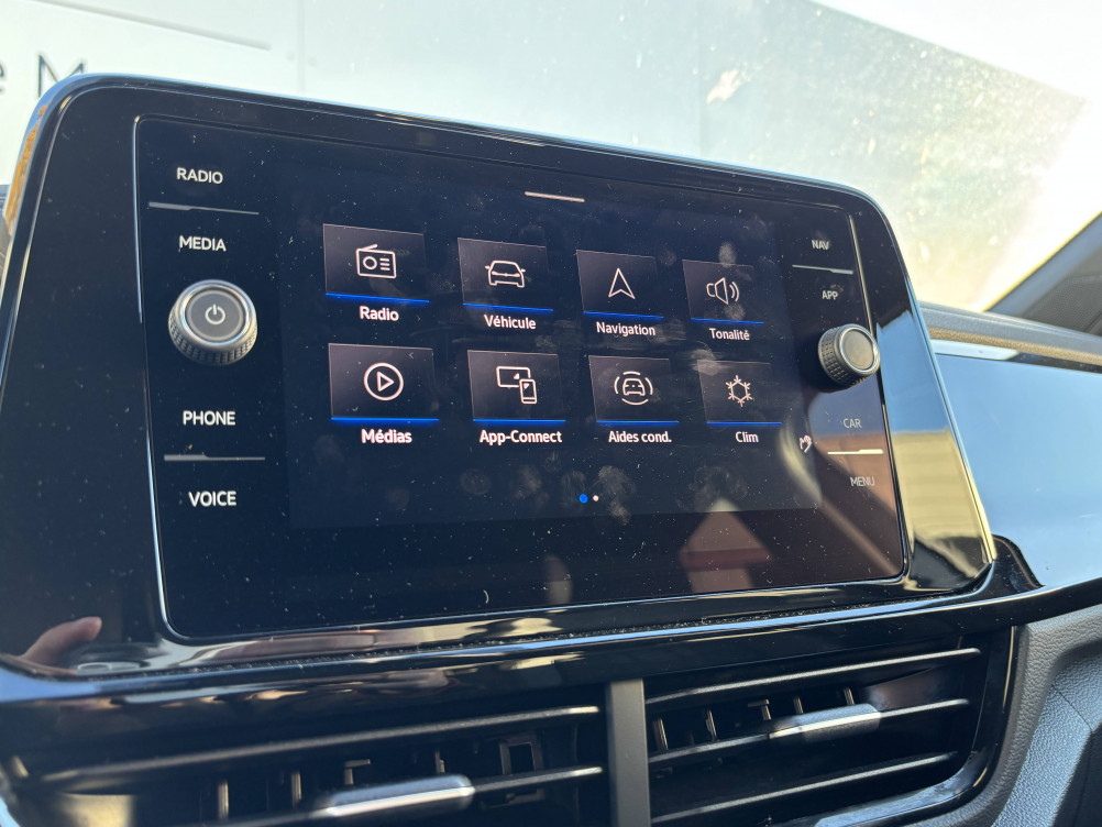 Acheter Volkswagen T-Roc T-Roc 1.5 TSI EVO 150 Start/Stop DSG7 R-Line 5p occasion dans les concessions du Groupe Faurie