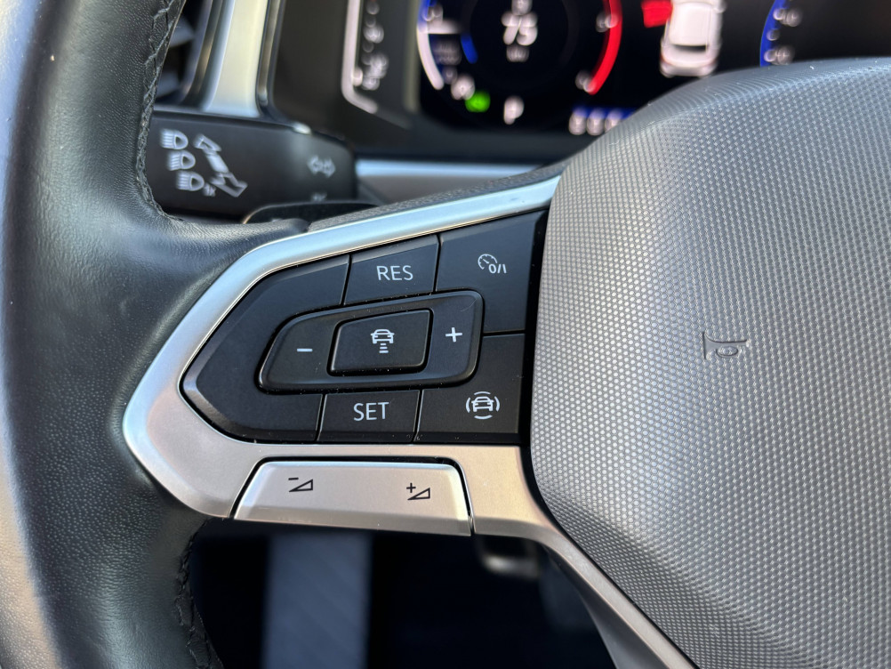 Acheter Volkswagen T-Roc T-Roc 2.0 TDI 150 Start/Stop DSG7 Life Business 5p occasion dans les concessions du Groupe Faurie