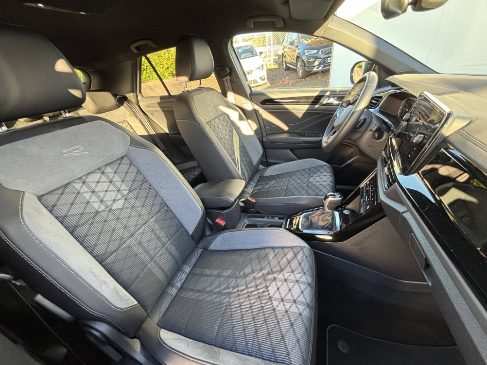 Acheter Volkswagen T-Roc T-Roc 1.5 TSI EVO 150 Start/Stop DSG7 R-Line 5p occasion dans les concessions du Groupe Faurie