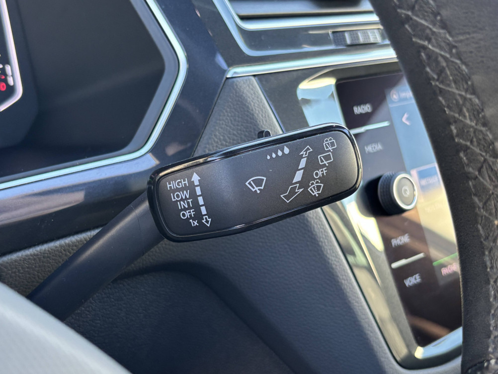 Acheter Volkswagen Tiguan Tiguan 1.4 eHybrid 245ch DSG6 R-Line 5p occasion dans les concessions du Groupe Faurie