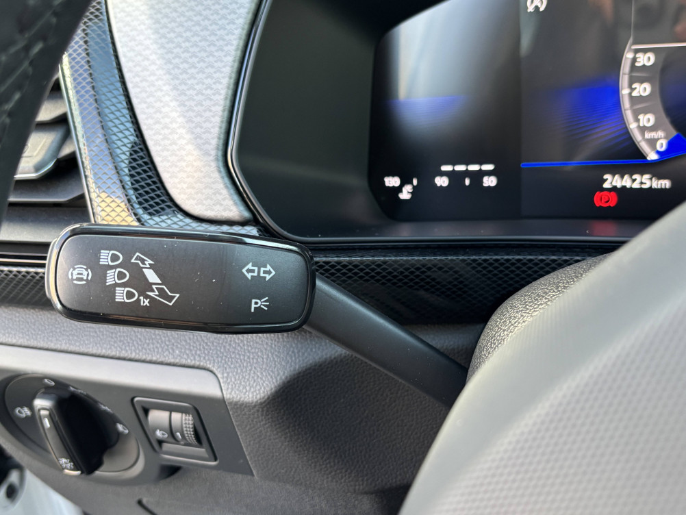 Acheter Volkswagen T-Cross T-Cross 1.0 TSI 95 Start/Stop BVM5 VW Edition 5p occasion dans les concessions du Groupe Faurie