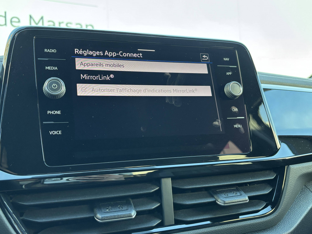 Acheter Volkswagen T-Roc T-Roc 1.5 TSI EVO 150 Start/Stop DSG7 R-Line 5p occasion dans les concessions du Groupe Faurie