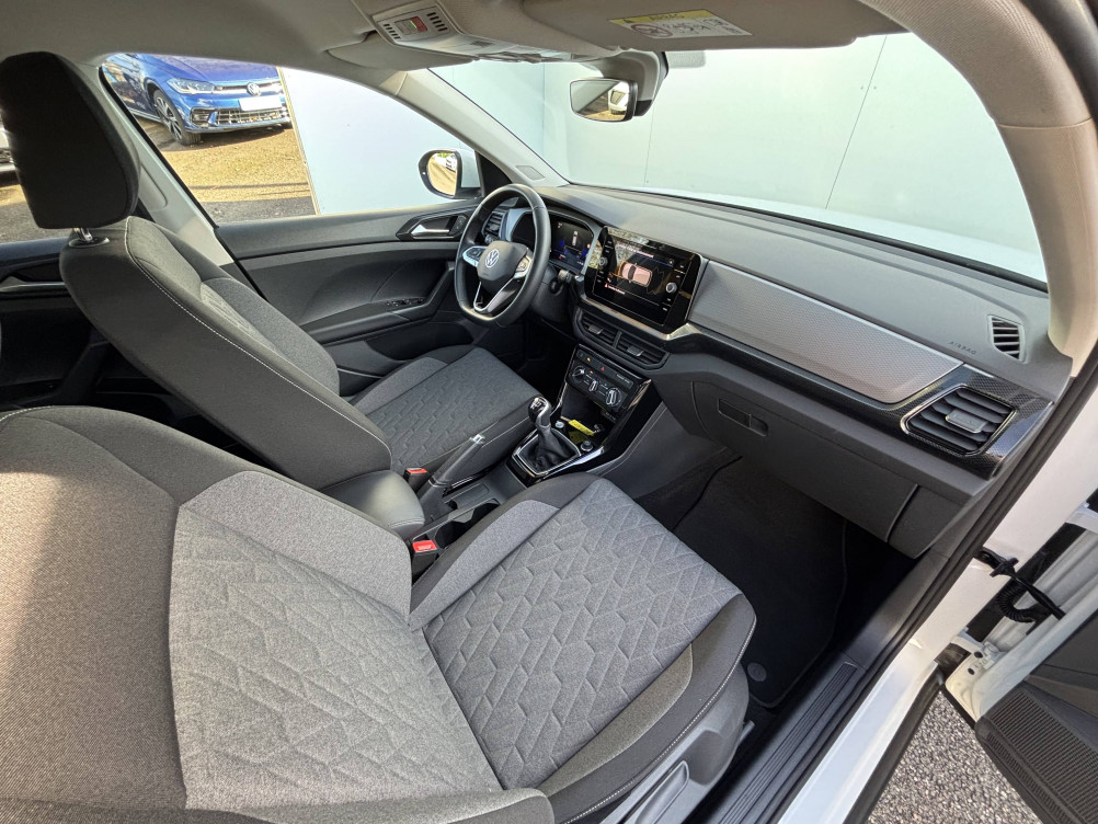 Acheter Volkswagen T-Cross T-Cross 1.0 TSI 95 Start/Stop BVM5 VW Edition 5p occasion dans les concessions du Groupe Faurie