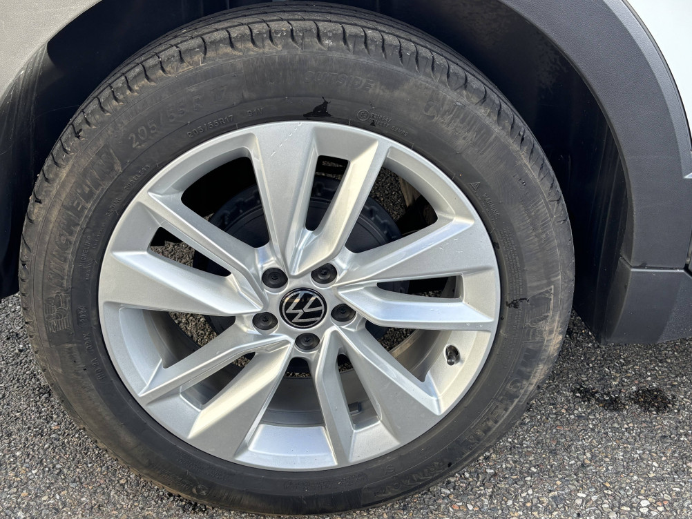 Acheter Volkswagen T-Cross T-Cross 1.0 TSI 95 Start/Stop BVM5 VW Edition 5p occasion dans les concessions du Groupe Faurie