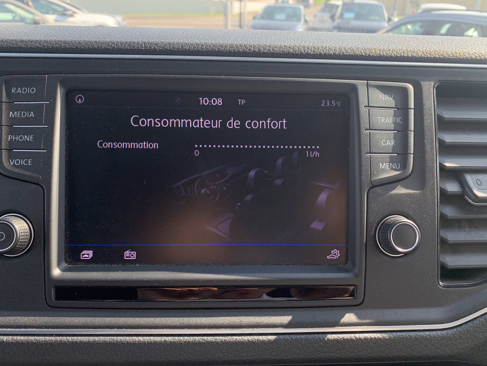 Acheter Volkswagen Crafter CRAFTER VAN 30 L3H3 2.0 TDI 140 CH BUSINESS LINE PLUS 4p occasion dans les concessions du Groupe Faurie