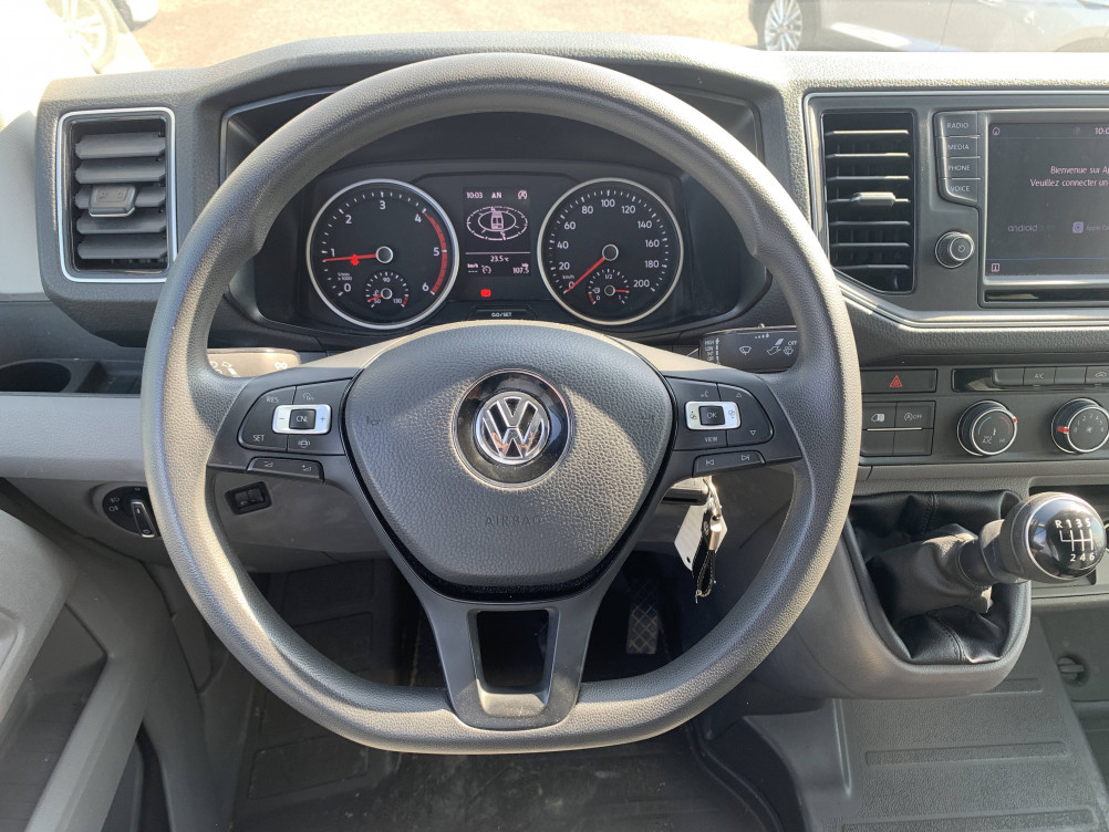 Acheter Volkswagen Crafter CRAFTER VAN 30 L3H3 2.0 TDI 140 CH BUSINESS LINE PLUS 4p occasion dans les concessions du Groupe Faurie