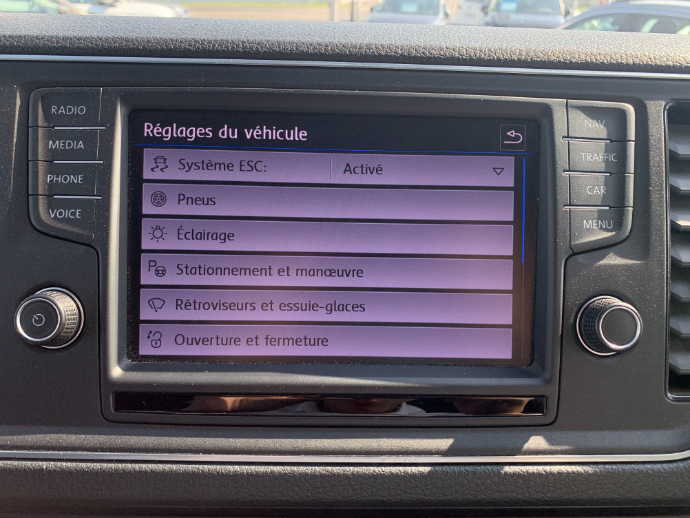 Acheter Volkswagen Crafter CRAFTER VAN 30 L3H3 2.0 TDI 140 CH BUSINESS LINE PLUS 4p occasion dans les concessions du Groupe Faurie