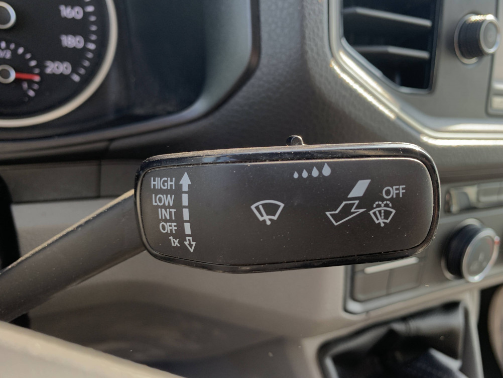 Acheter Volkswagen Crafter CRAFTER VAN 30 L3H3 2.0 TDI 140 CH BUSINESS LINE PLUS 4p occasion dans les concessions du Groupe Faurie