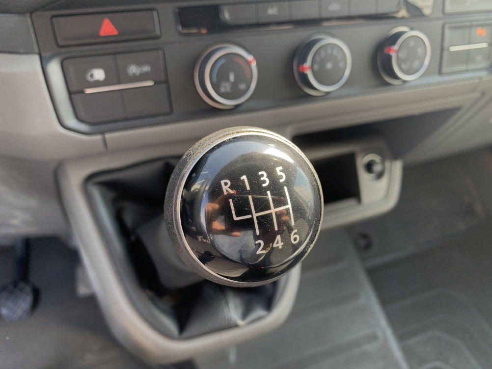 Acheter Volkswagen Crafter CRAFTER VAN 30 L3H3 2.0 TDI 140 CH BUSINESS LINE PLUS 4p occasion dans les concessions du Groupe Faurie