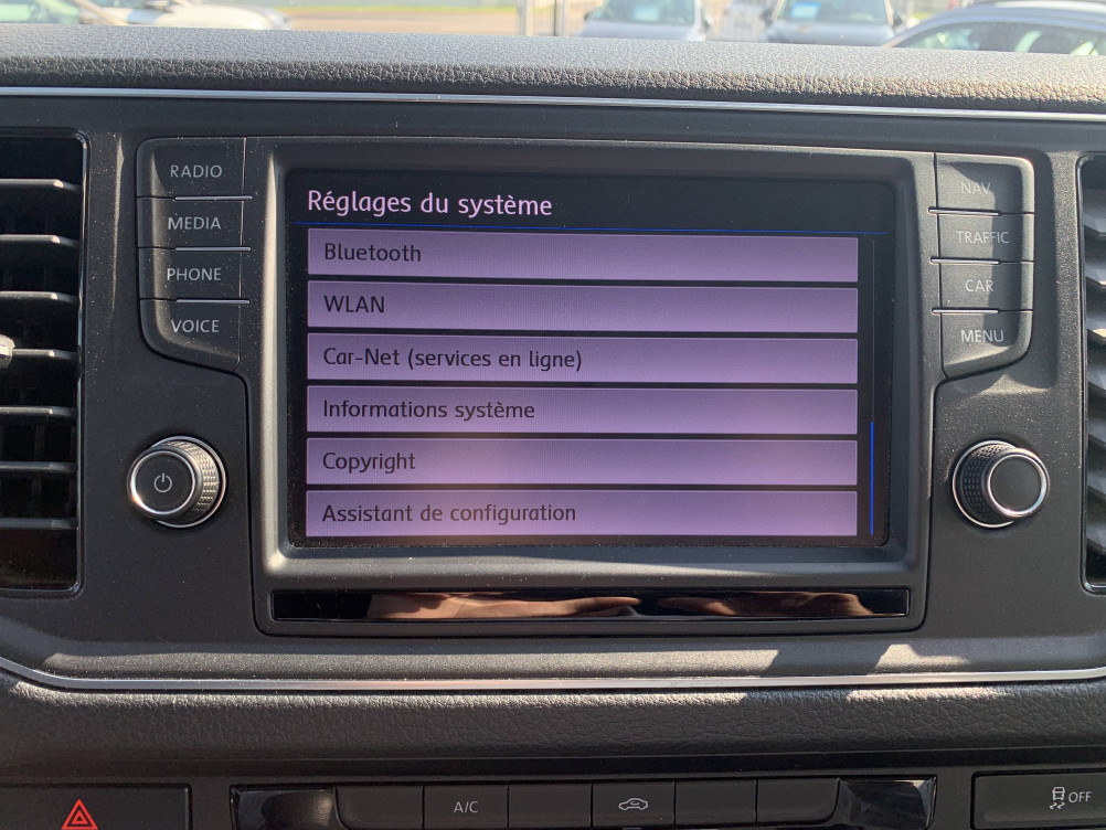 Acheter Volkswagen Crafter CRAFTER VAN 30 L3H3 2.0 TDI 140 CH BUSINESS LINE PLUS 4p occasion dans les concessions du Groupe Faurie