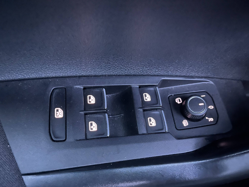 Acheter Volkswagen Taigo Taigo 1.0 TSI 110 DSG7 R-Line 5p occasion dans les concessions du Groupe Faurie