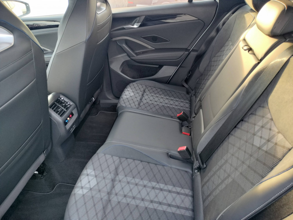 Acheter Volkswagen Tiguan Tiguan 2.0 TDI 150ch DSG7 R-Line 5p occasion dans les concessions du Groupe Faurie