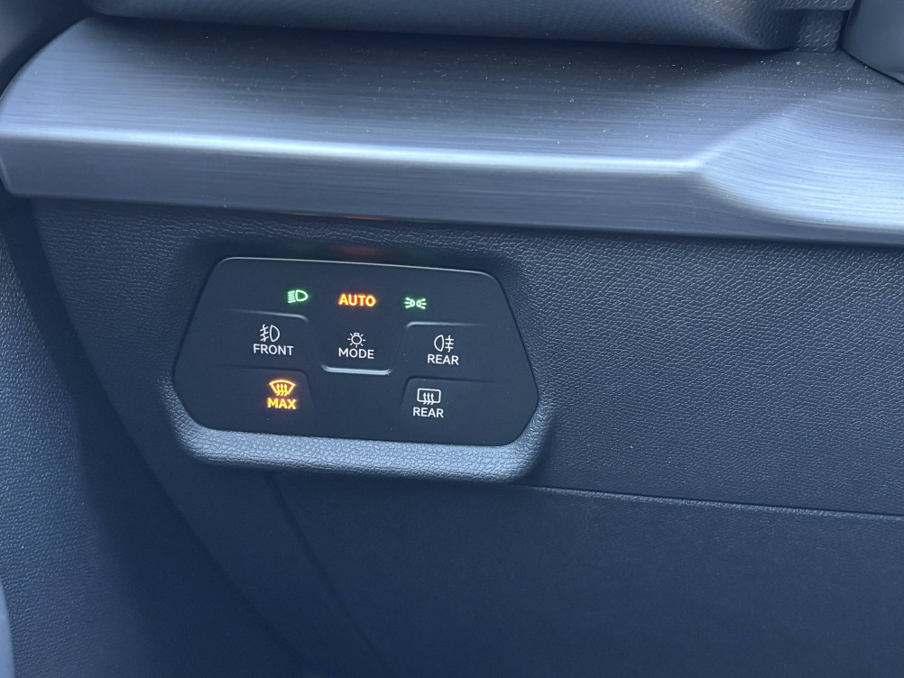 Acheter Seat Leon Leon 1.5 eTSI 150 DSG7 FR 5p occasion dans les concessions du Groupe Faurie