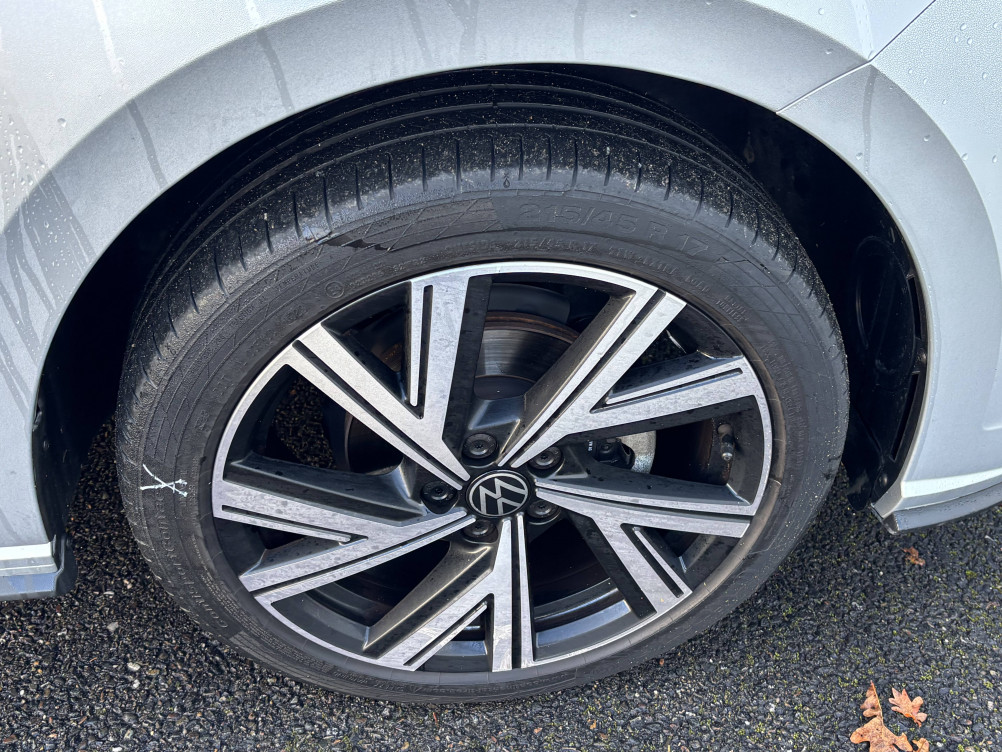 Acheter Volkswagen Polo Polo 1.0 TSI 95 S&S DSG7 R-Line 5p occasion dans les concessions du Groupe Faurie