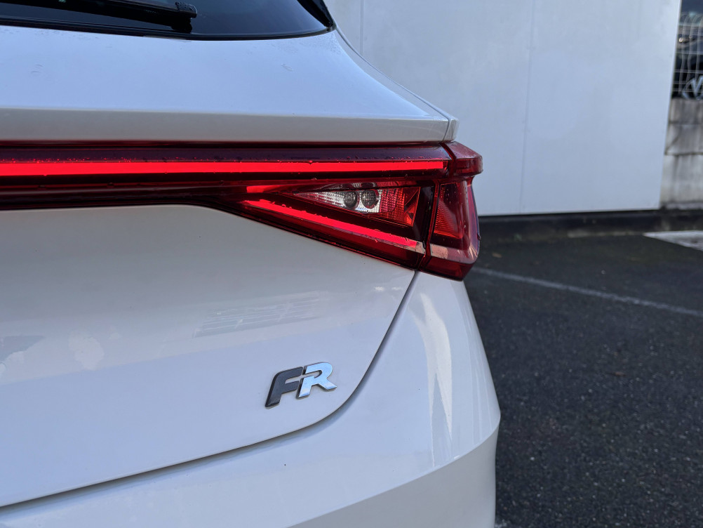 Acheter Seat Leon Leon 1.5 eTSI 150 DSG7 FR 5p occasion dans les concessions du Groupe Faurie