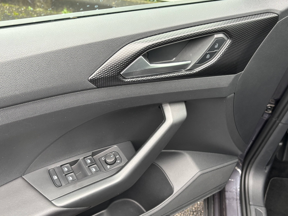 Acheter Volkswagen T-Cross T-Cross 1.0 TSI 110 Start/Stop BVM6 Life Tech 5p occasion dans les concessions du Groupe Faurie