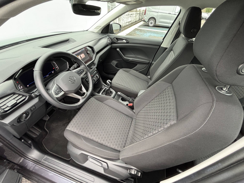 Acheter Volkswagen T-Cross T-Cross 1.0 TSI 110 Start/Stop BVM6 Life Tech 5p occasion dans les concessions du Groupe Faurie