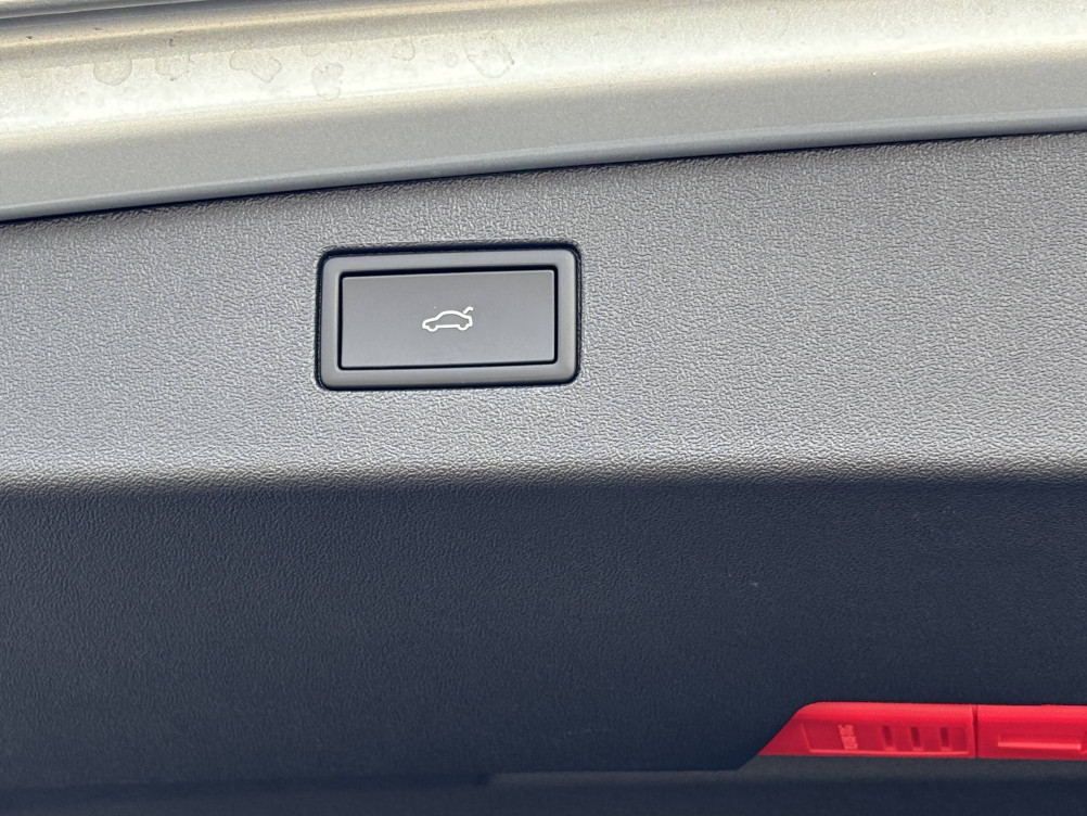 Acheter Volkswagen Tiguan Tiguan 1.5 eHybrid 204ch DSG6 R-Line Edition 5p neuf dans les concessions du Groupe Faurie