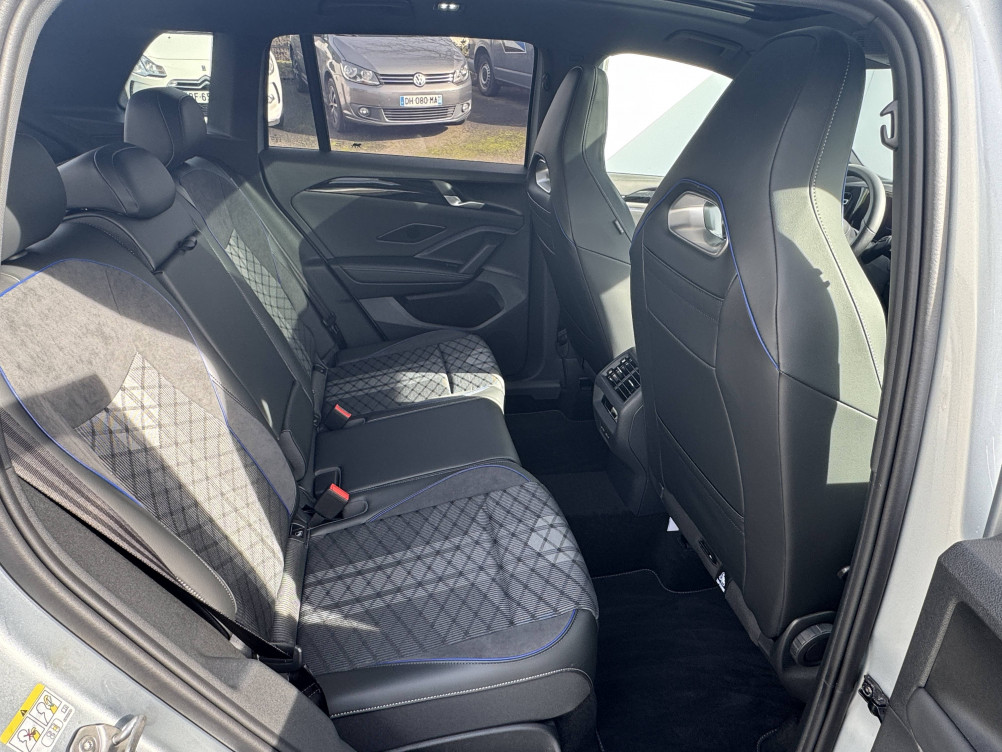 Acheter Volkswagen Tiguan Tiguan 1.5 eHybrid 204ch DSG6 R-Line Edition 5p neuf dans les concessions du Groupe Faurie