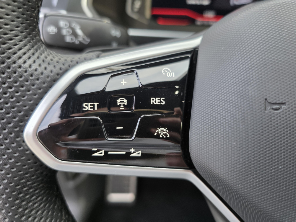 Acheter Volkswagen Tiguan Tiguan 2.0 TDI 150ch DSG7 R-Line 5p occasion dans les concessions du Groupe Faurie