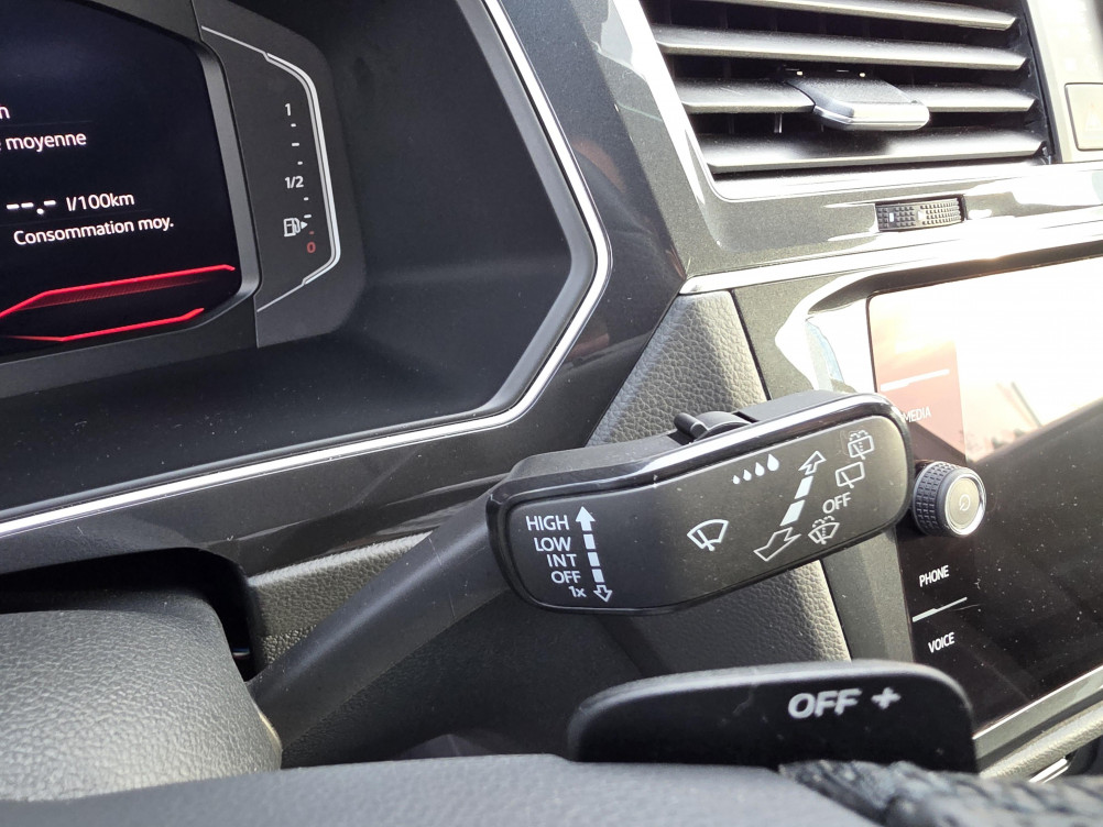 Acheter Volkswagen Tiguan Tiguan 2.0 TDI 150ch DSG7 R-Line 5p occasion dans les concessions du Groupe Faurie