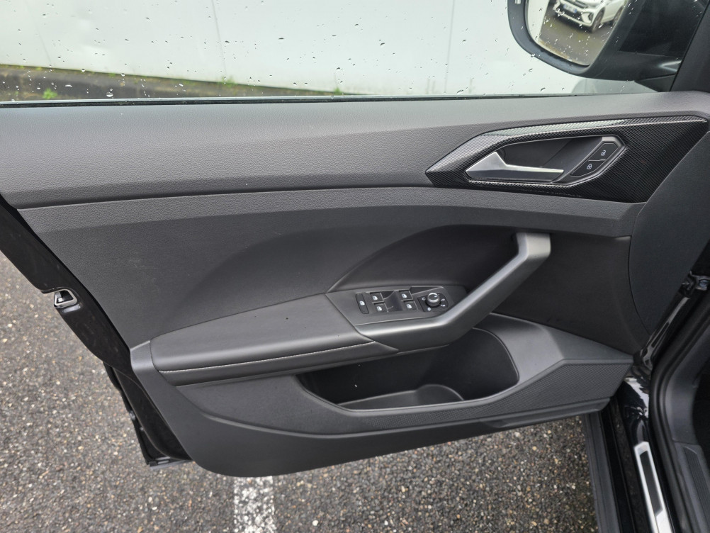 Acheter Volkswagen T-Cross T-Cross 1.5 TSI 150 Start/Stop DSG7 R-Line 5p occasion dans les concessions du Groupe Faurie