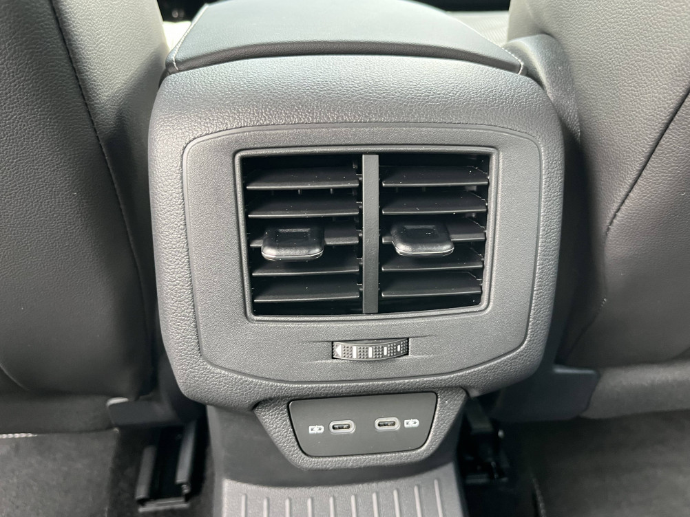 Acheter Volkswagen T-Roc T-Roc 1.5 TSI EVO2 150 Start/Stop DSG7 R-Line 5p occasion dans les concessions du Groupe Faurie