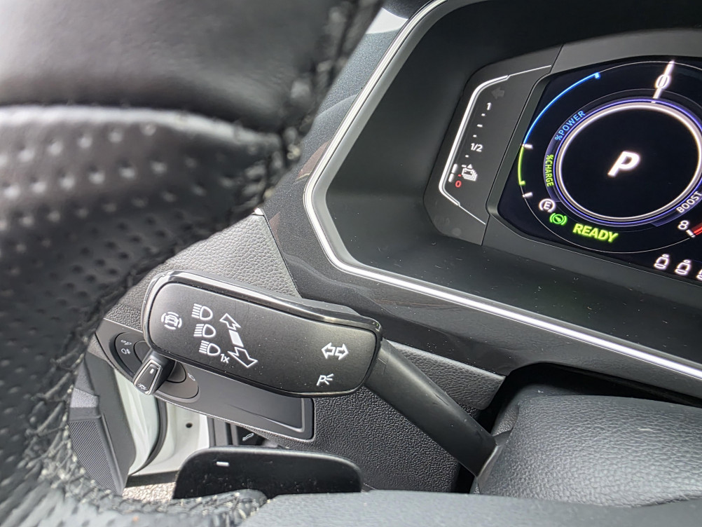 Acheter Volkswagen Tiguan Tiguan 1.4 eHybrid 245ch DSG6 R-Line 5p occasion dans les concessions du Groupe Faurie