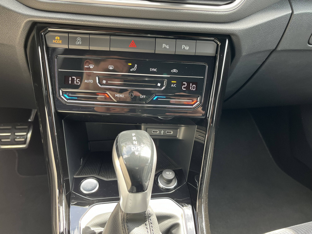 Acheter Volkswagen T-Roc T-Roc 1.5 TSI EVO2 150 Start/Stop DSG7 R-Line 5p occasion dans les concessions du Groupe Faurie