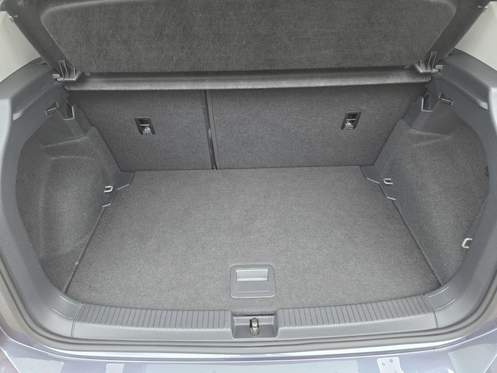 Acheter Volkswagen T-Cross T-Cross 1.0 TSI 110 Start/Stop DSG7 R-Line Tech 5p occasion dans les concessions du Groupe Faurie