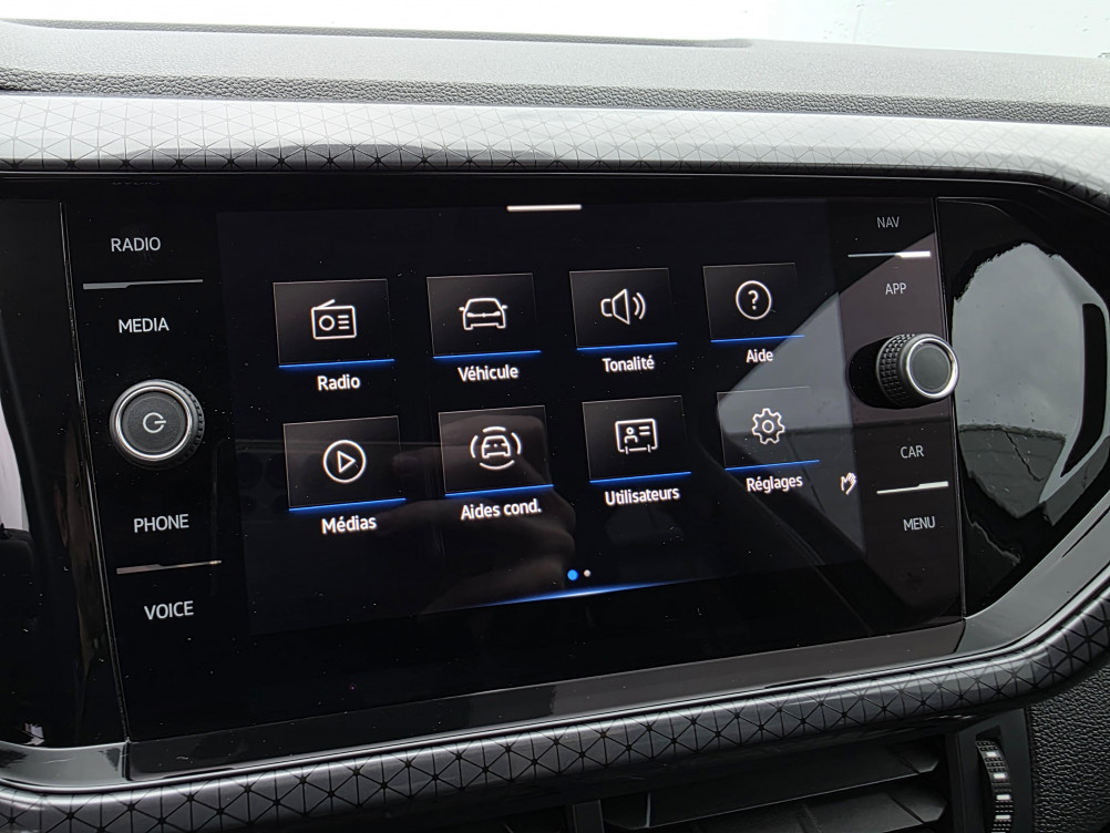 Acheter Volkswagen T-Cross T-Cross 1.0 TSI 110 Start/Stop DSG7 R-Line Tech 5p occasion dans les concessions du Groupe Faurie