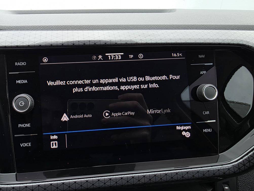 Acheter Volkswagen T-Cross T-Cross 1.0 TSI 110 Start/Stop DSG7 R-Line Tech 5p occasion dans les concessions du Groupe Faurie