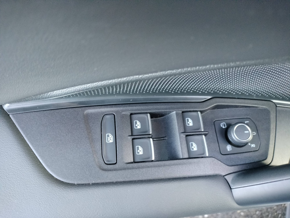 Acheter Volkswagen Tiguan Tiguan 2.0 TDI 150ch DSG7 R-Line 5p occasion dans les concessions du Groupe Faurie