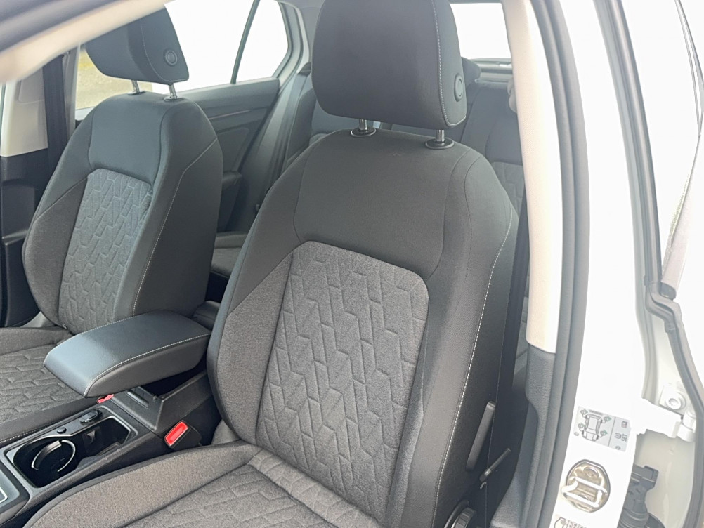 Acheter Volkswagen Golf Golf 2.0 TDI 150 DSG7 Life Plus 5p neuf dans les concessions du Groupe Faurie