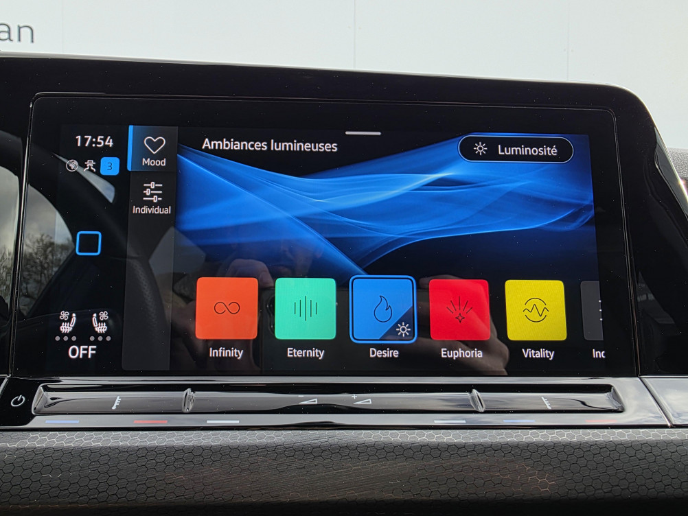 Acheter Volkswagen Golf Golf 2.0 TDI SCR 200 DSG7 GTD 5p occasion dans les concessions du Groupe Faurie