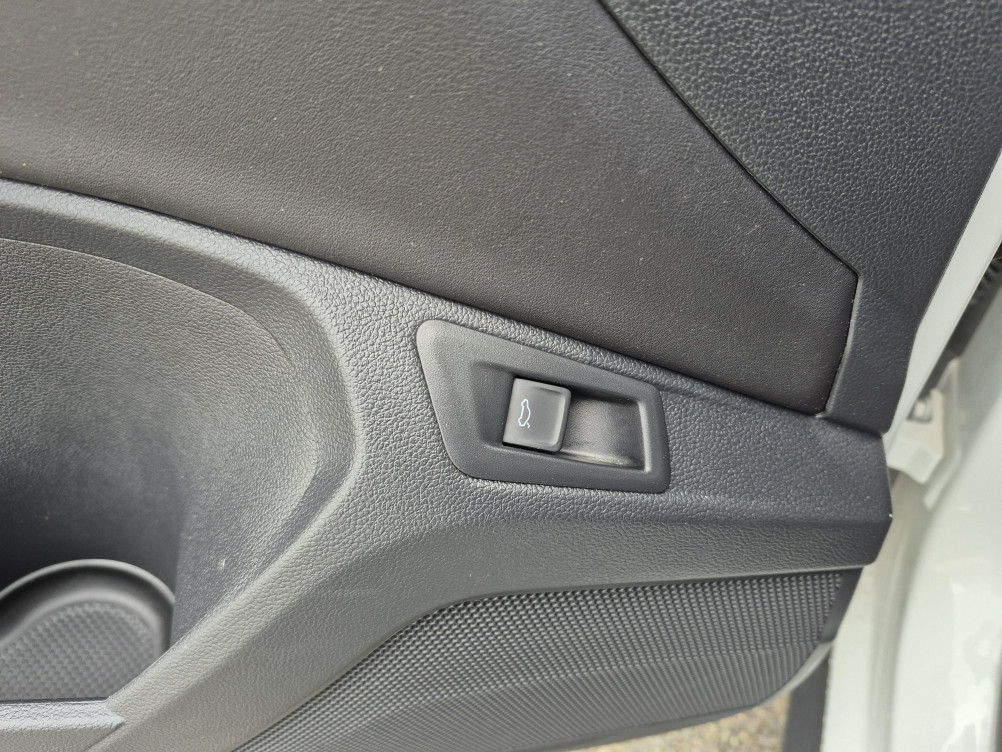 Acheter Volkswagen T-Roc T-Roc 2.0 TDI 150 Start/Stop DSG7 R-Line 5p occasion dans les concessions du Groupe Faurie