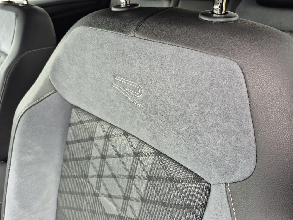 Acheter Volkswagen T-Roc T-Roc 2.0 TDI 150 Start/Stop DSG7 R-Line 5p occasion dans les concessions du Groupe Faurie