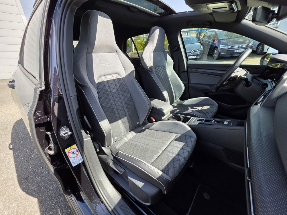 Acheter Volkswagen Golf Golf 2.0 TDI SCR 150 DSG7 R-Line 1st 5p occasion dans les concessions du Groupe Faurie