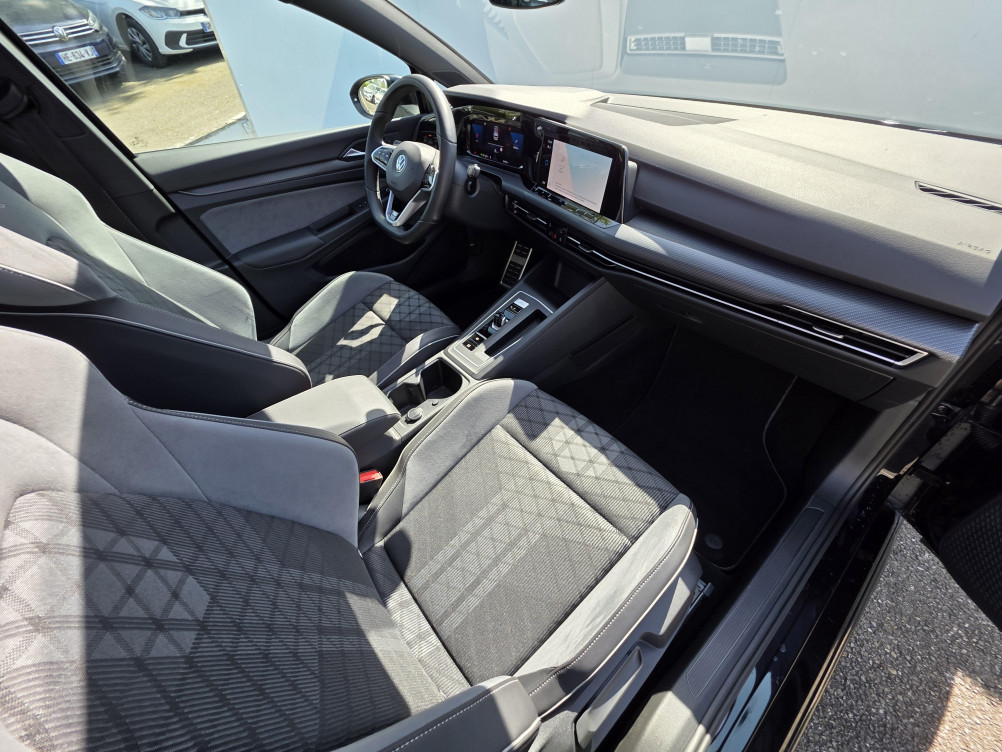 Acheter Volkswagen Golf Golf 2.0 TDI SCR 150 DSG7 R-Line 1st 5p occasion dans les concessions du Groupe Faurie